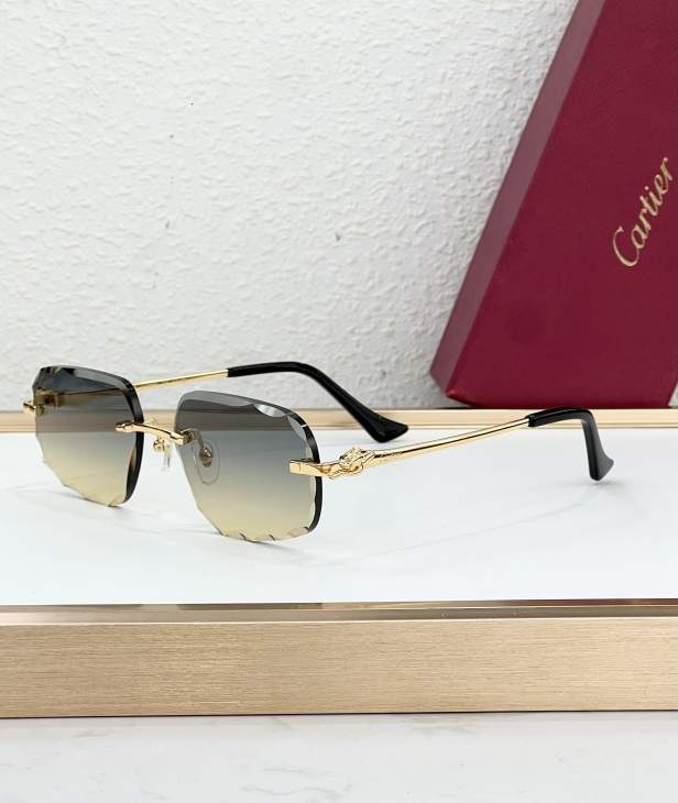 Picture of Cartier Sunglasses _SKUfw80239077fw